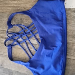 Lululemon free to be wild size 10